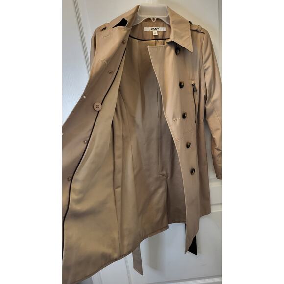 DKNY Classic Tan Trench Coat Women’s Size X-Small Belted Double-Breasted Lightwe - Picture 8 of 13